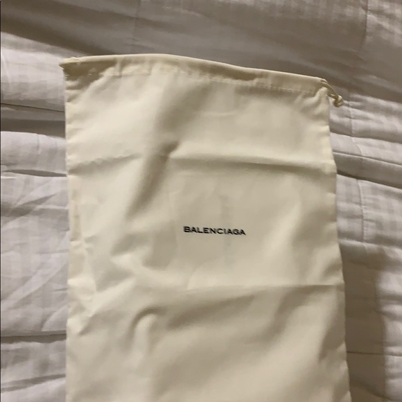 Brand new Balenciaga Slides with box and duster - Picture 4 of 7